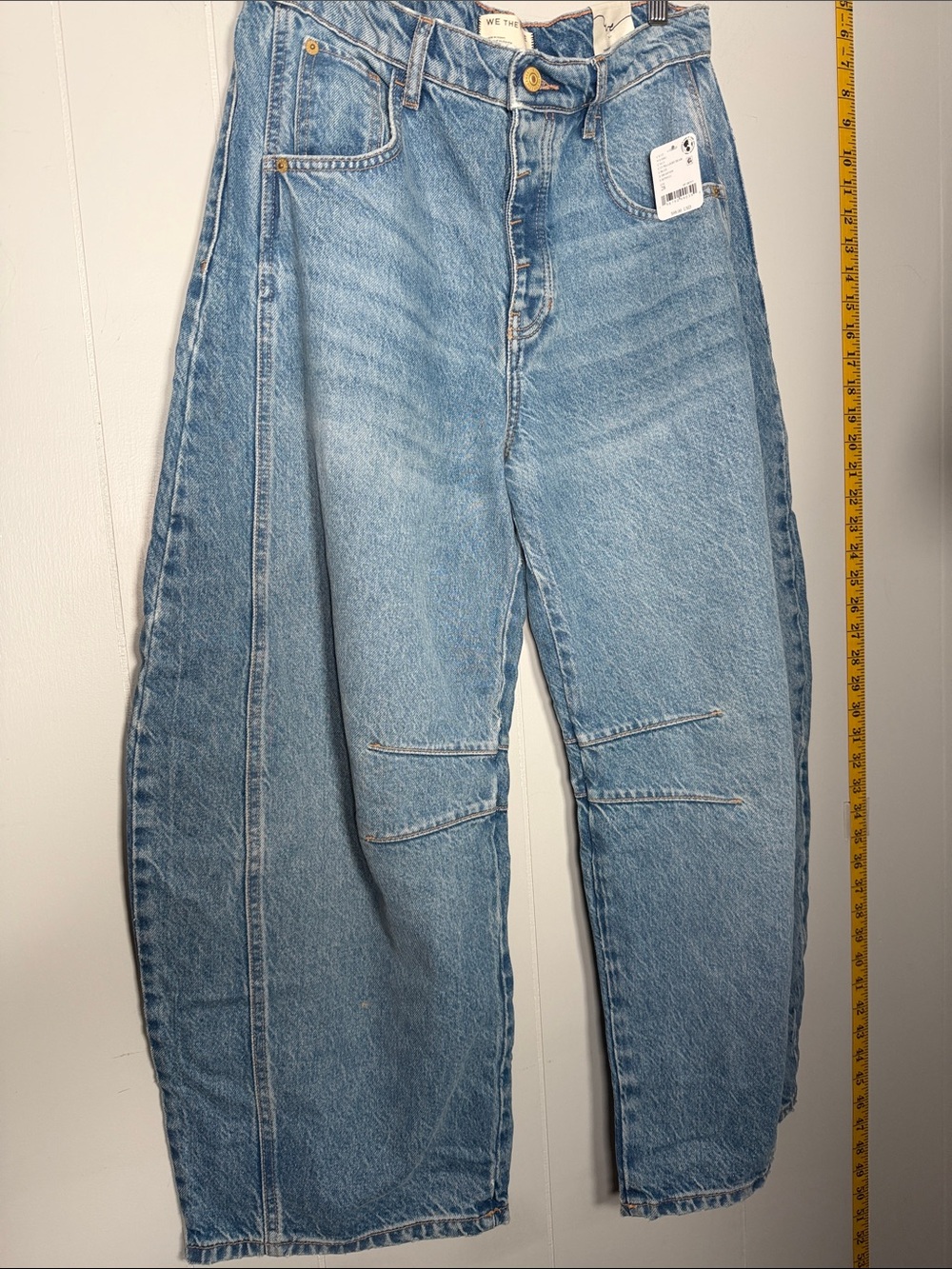 Free people, We The Free Good Luck Mid Rise Barrel Jeans in Ultra Light Beam - Picture 8 of 10